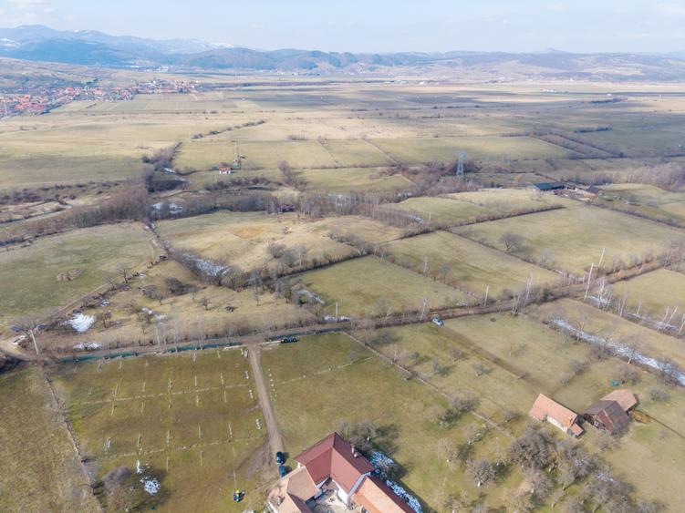 Comision0-Bran Sohodol vedere spre Piatra Craiului Teren intravilan 5967mp+bonus - 15