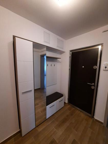 De inchiriat Apartament cu 3 camere - Nicolina 2 - 7