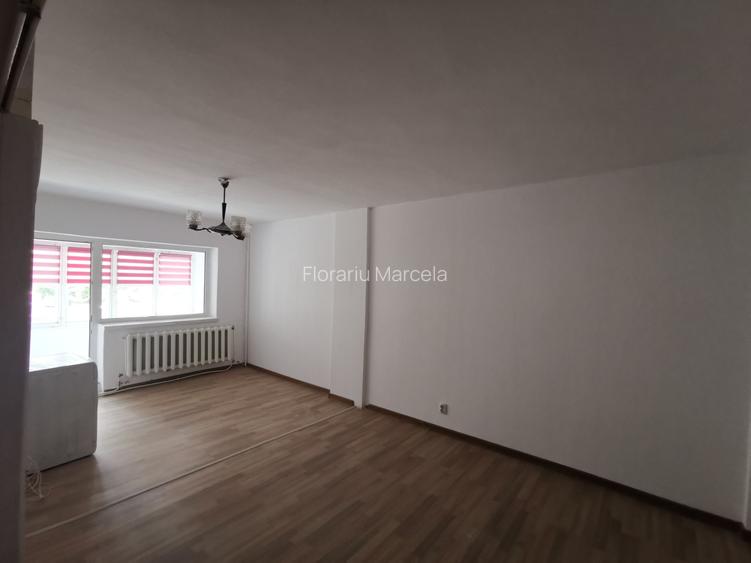 Apartament 3 camere decomandat