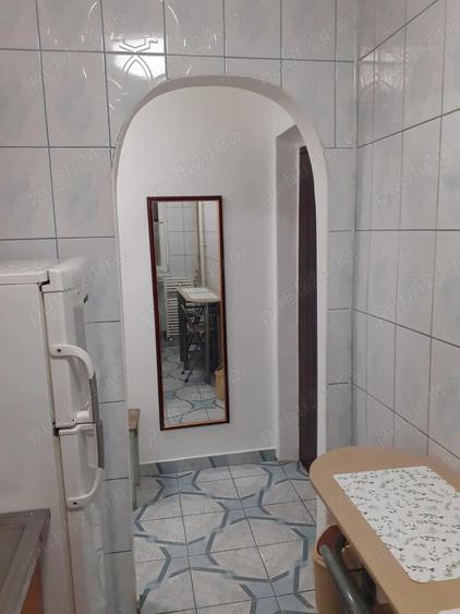 Inchiriez garsoniera parter - 2