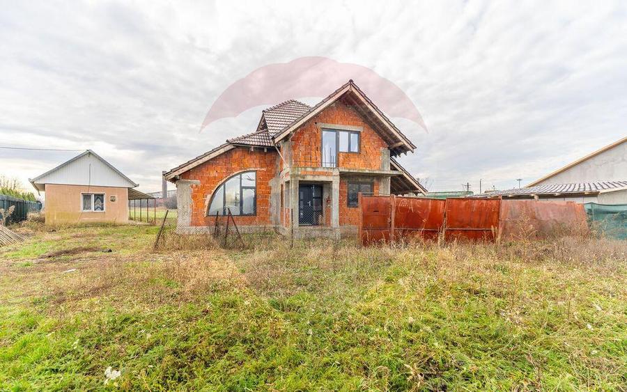 Vila 4 camere si teren 4421mp de vanzare - 1