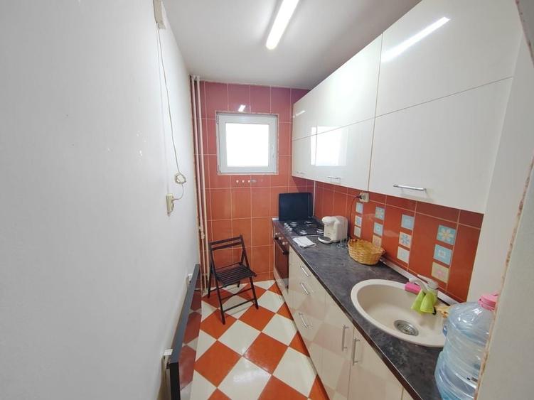 Titan Metrou 1 Decembrie - 7