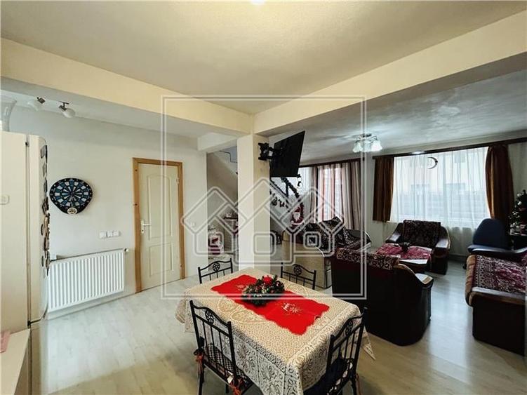 Casa de vanzare in Sibiu - 117 mp utili + gradina de 40 mp , 2 parcari - 11