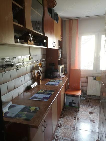 Vand apartament 3 camere decomandat zona nord - 5
