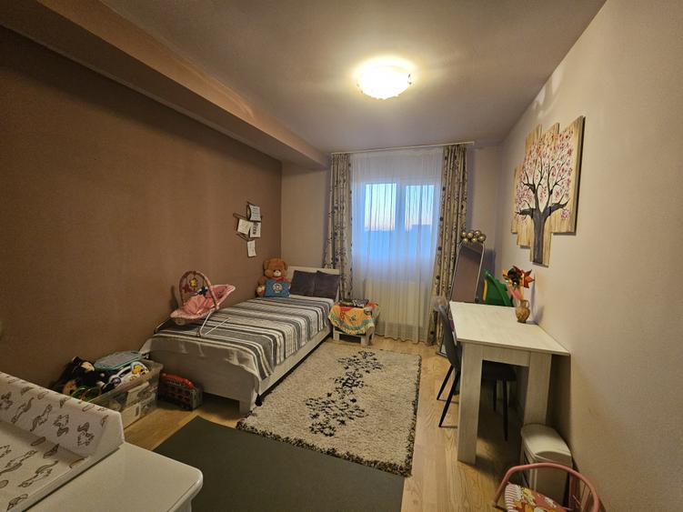 Imobil P+2E+M, cu spațiu comercial, zona Spitalul Județean, comision 0% - 27