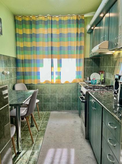 Apartament de vanzare (deasupra mag. Curtici) 2 camere Chisineu-Cris - 10