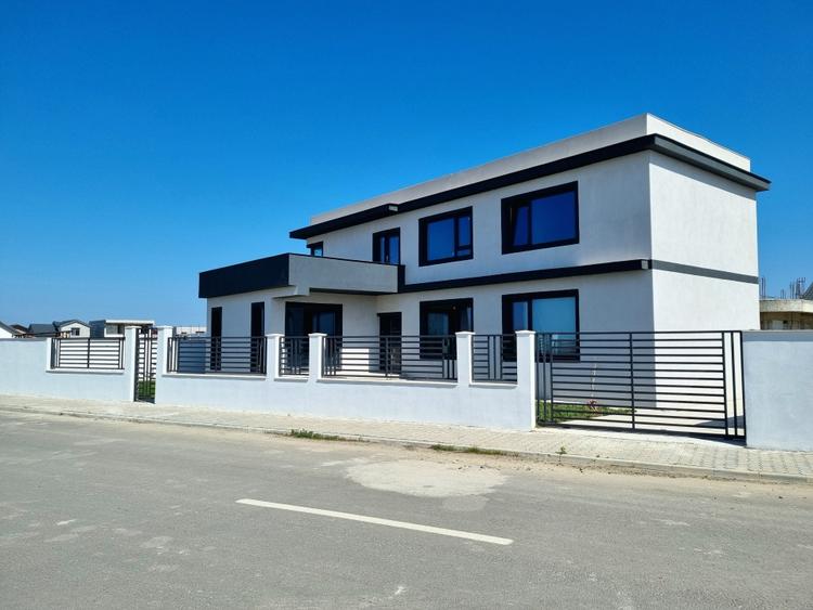 Casa P+1 in Navodari, cartier Midia Sat, vedere spre Lacul Tasaul - 1