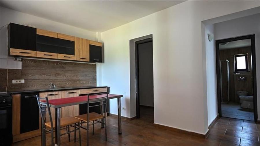 Casa cu 4 Apartamente Independente  Oportunitate Rezidentiala si Investitionala - 20