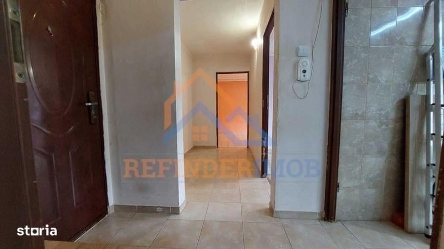 Apartament de vanzare cu 2 camere, zona Titan - 4