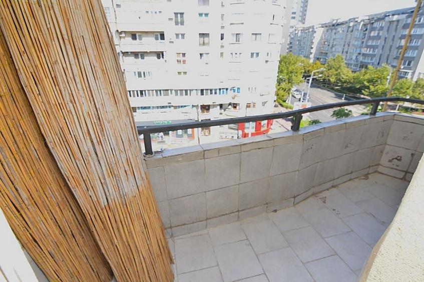 Apartament cu 3 camere decomandat, mobilat în Unirii