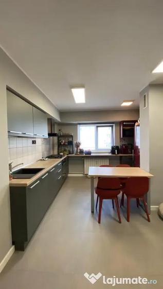 PROPRIETAR Apartament 2 camere de vanzare Banul Manta, Victoriei - 9