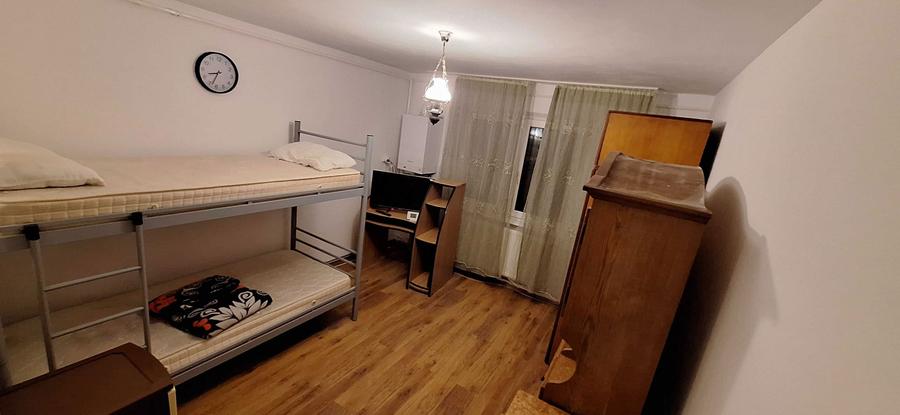 Camera de inchiriat - 2