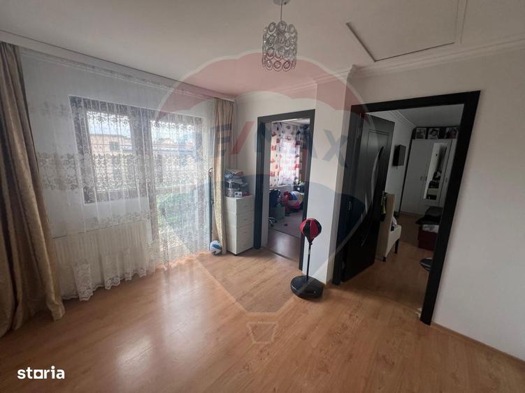 Casa 3 camere str Contemporanului - 2