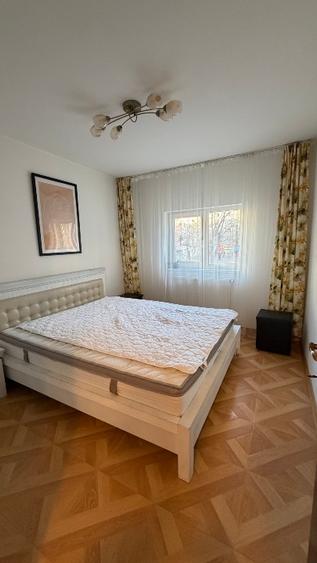 Apartament in Obcini de vanzare  3 camere decomandat - 5