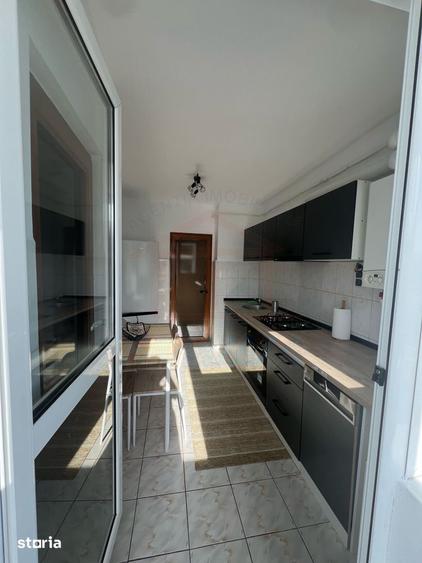 Apartament cu 2 camere decomandat, mobilat în Port