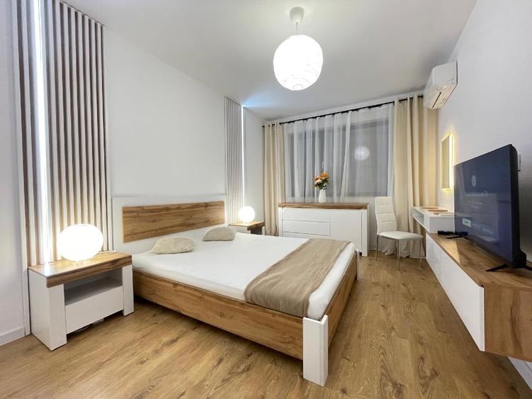 Apartament cu 2 camere decomandat, mobilat în Central