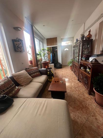 Casa  cocheta , la sol, caramida, teren 386 mp/desch. de 13 m,garaj, 299000 euro - 6