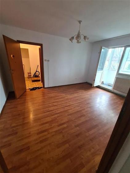 Apartament 2 camere etajul 2 Astra Saturn - 2