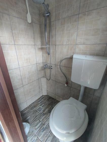 Inchiriez garsoniera la curte - 4