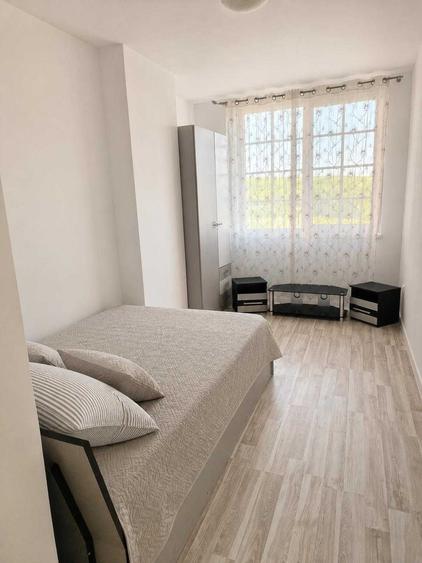 Apartament cu 2 camere decomandat în Exterior Vest