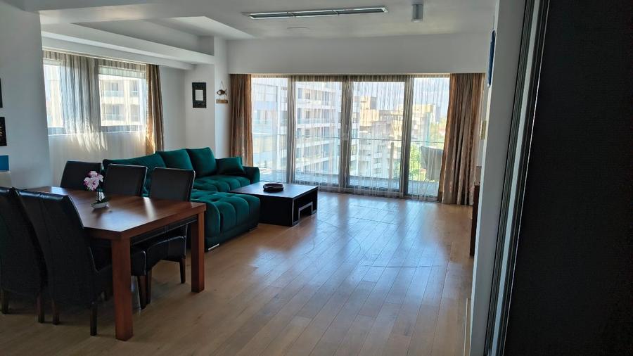 Apartament cu 2 camere decomandat, mobilat în Faleza Nord