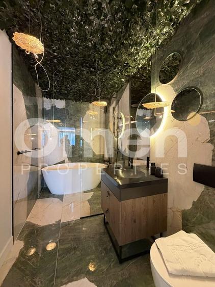 Apartament cu 3 camere semidecomandat, mobilat în Ultracentral