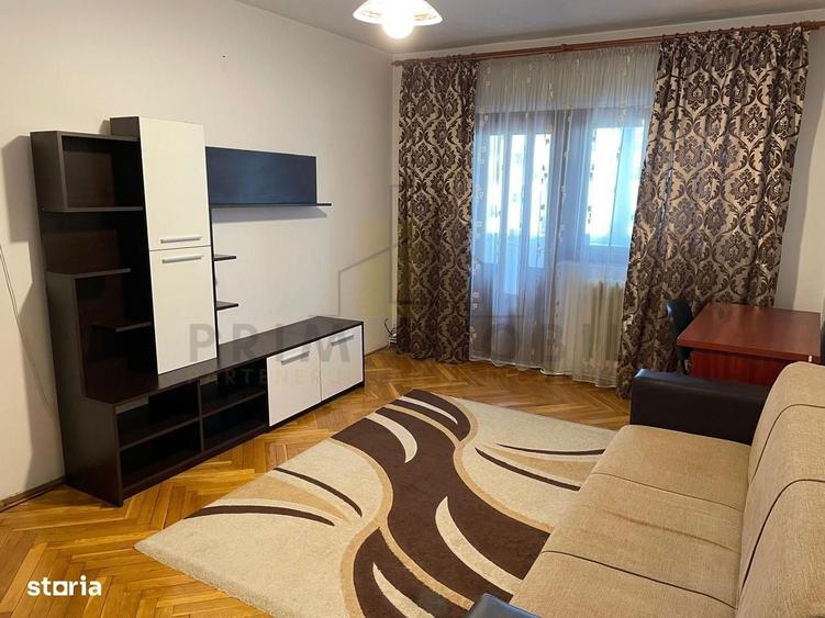 Apartament cu 2 camere decomandat în Gară