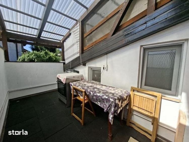 Casă cu 3 camere cu Teren 1600 Mp în Central