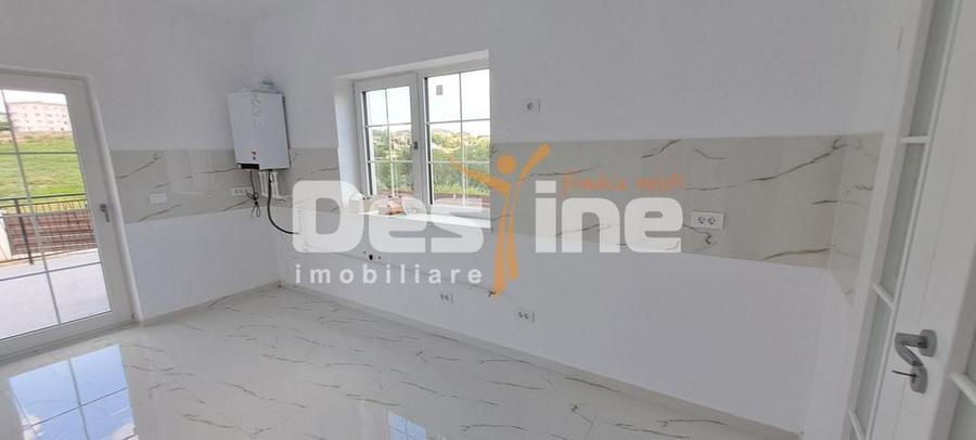 Casă cu 4 camere cu Teren 400 Mp în Central