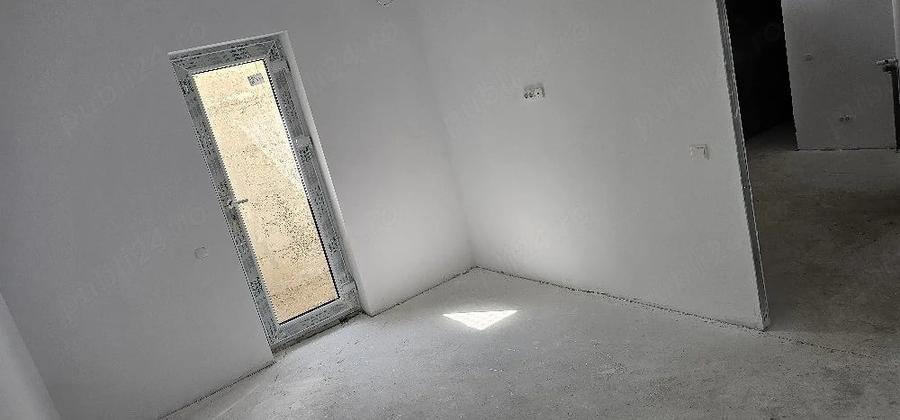 Spațiu comercial, de 250 mp, în Militari