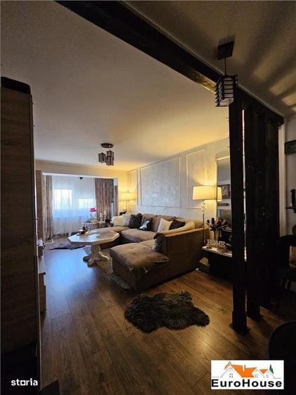 Apartament cu 3 camere în Cetate