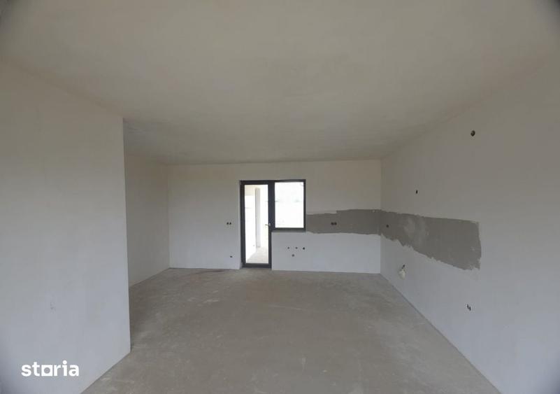 Casă cu 3 camere cu Teren 550 Mp în Lazuri