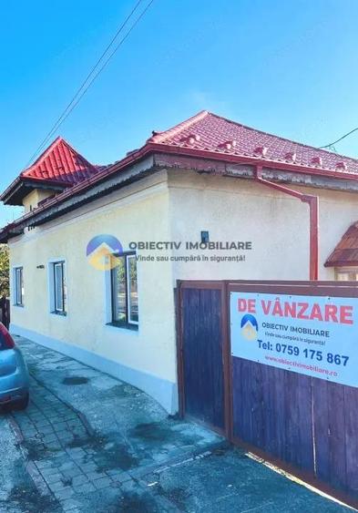 Casă cu 5 camere cu Teren 2562 Mp în Bodești