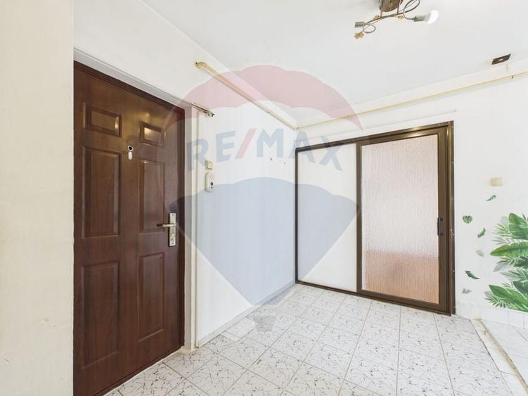 Apartament cu 2 camere, decomandat, gata de transformare-Crangasi - 6