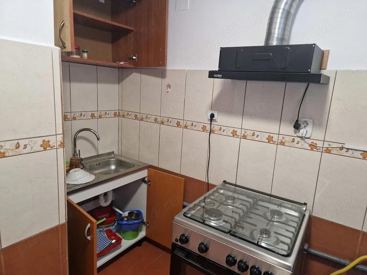 Apartament cu 2 camere semidecomandat în Noua