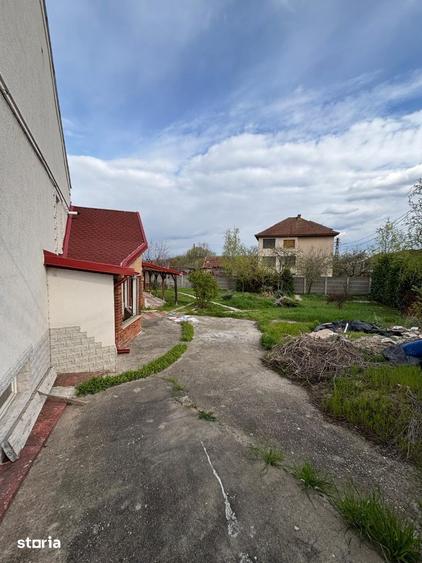 Casă cu 4 camere cu Teren 800 Mp în Simeria