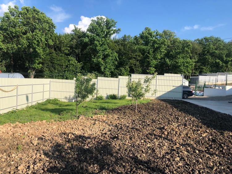 Casă individuală cu 3 camere cu Teren 430 Mp în Central