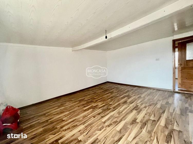 Casă cu 3 camere cu Teren 1050 Mp în Central