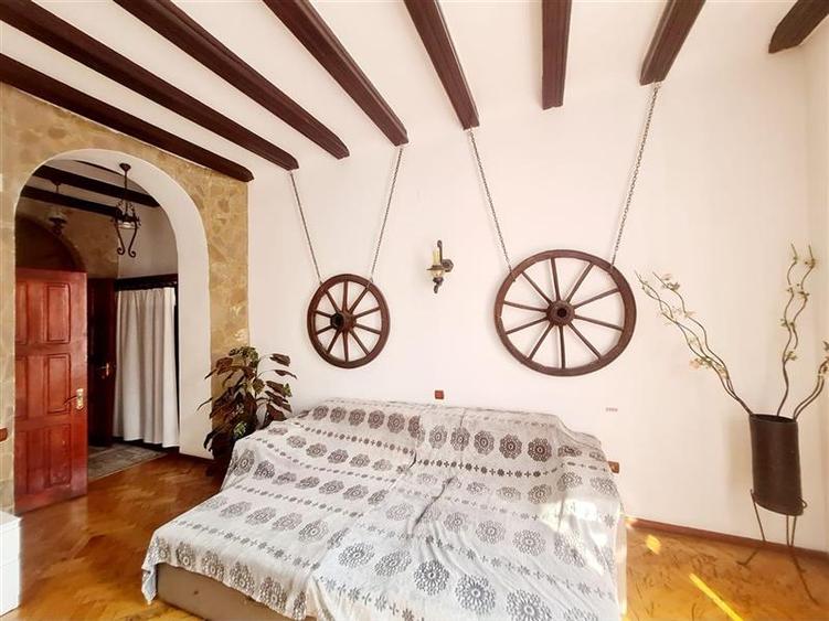 Preluare afacere pensiune administrare in regim turistic, Centrul Istoric - 17