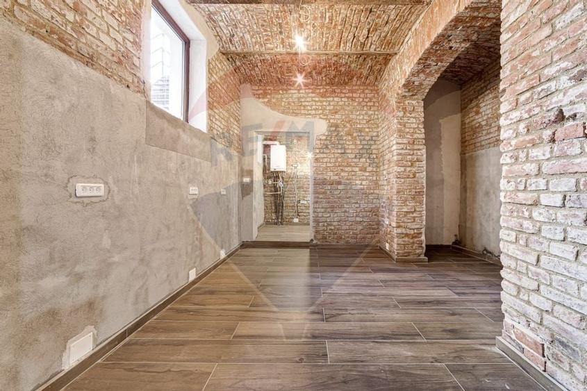 Spatiu comercial zona Centrala - 2