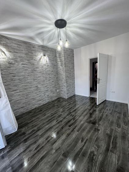 Apartament complet renovat - 1