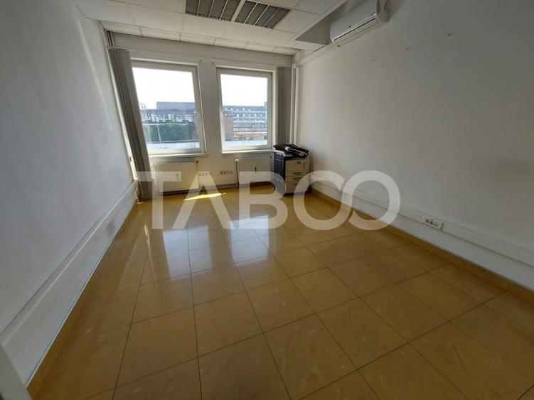 Spatiu comercial de inchiriat 3 incaperi 70 mpu zona Terezian Sibiu - 1