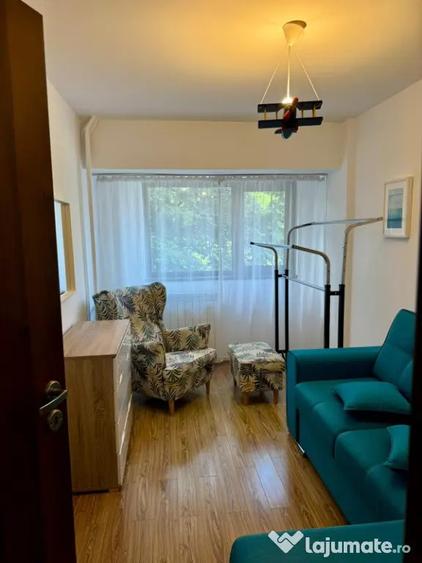 Apartament cu 3 camere decomandat în Alexandru Obregia