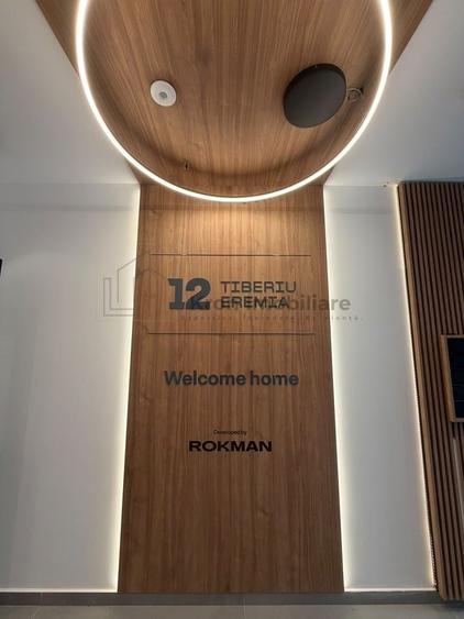 Apartament cu 2 camere decomandat, mobilat în Tractorul