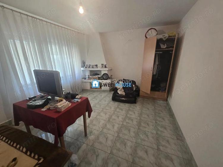 Apartament cu patru camere zona Campului Fagaras Apartament cu patru camere zona Campului Fagaras