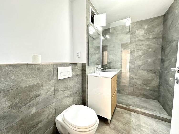 Apartament renovat, gata de mutare, 2 camere, 56 mp utili - zona Modern - 4