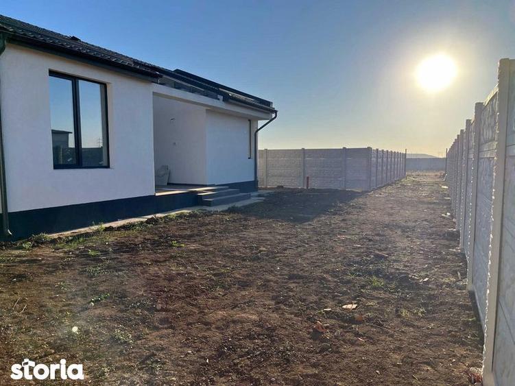 Complex de case Comuna Berceni-str Miorita - 5