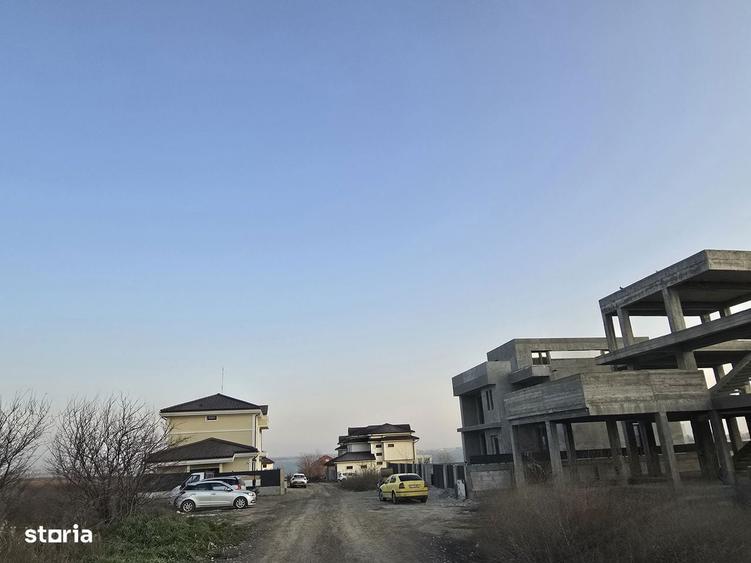 Teren de vanzare in Palazu Mare lot de casa - 2
