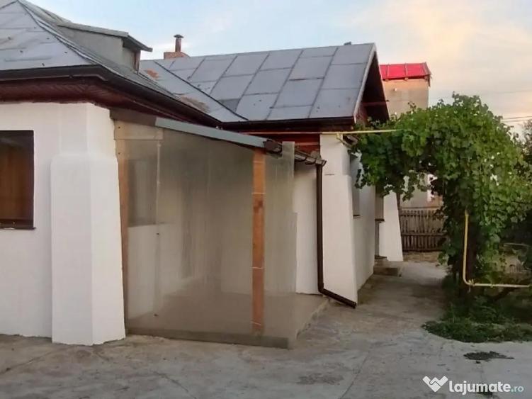 Casa de vanzare localitatea Stoene?ti, comuna Arice?tii Rahtivani - 1