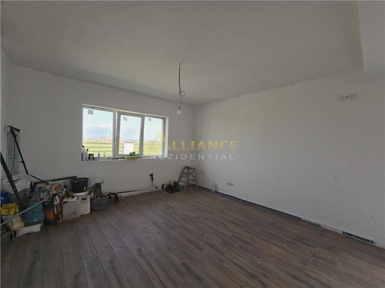 Casa parter- pod mansardat- 360mp teren- placa de beton - 2